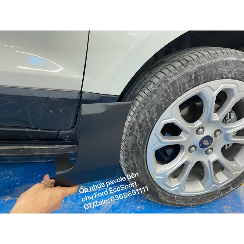 Ốp nhựa pavole bên phụ Ford EcoSport / CN15-16164