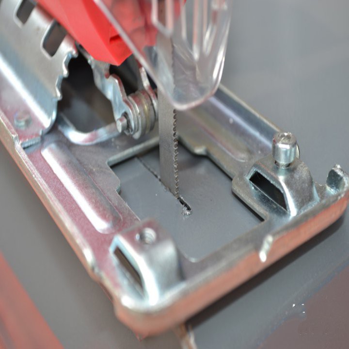 Máy cưa gỗ laser đo khoảng cách kèm 2 lưỡi dao thay thế