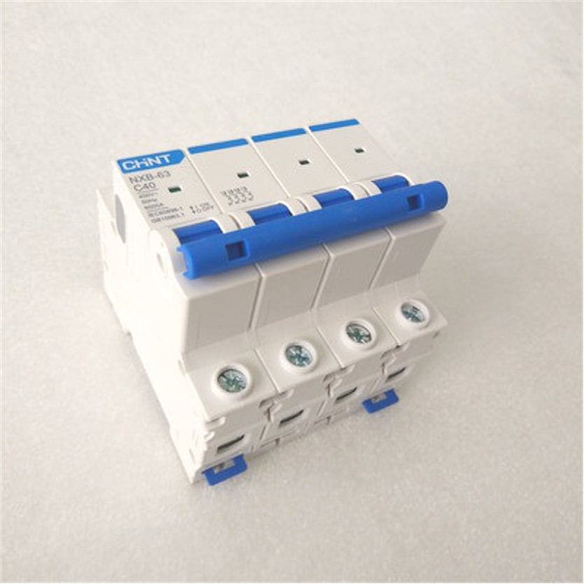 Cầu dao an toàn Aptomat MCB NXB-63 4P Pha 32 - 63A dòng cắt 6kA, Hãng CHINT (Hàng chính hãng xuất khẩu)