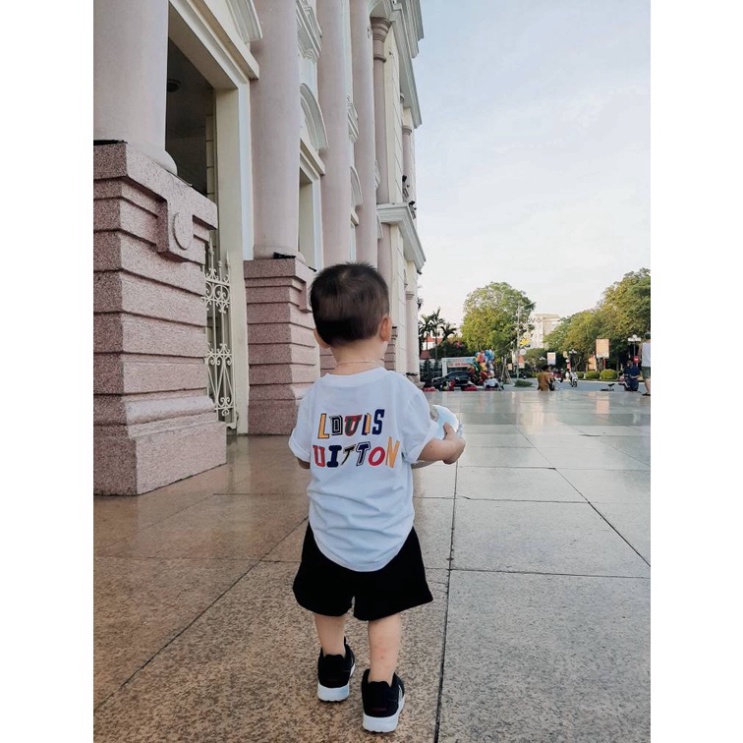 Áo thun LV họa tiết cho bé , áo thun unisex trẻ em , TP KIDs MSP 1245