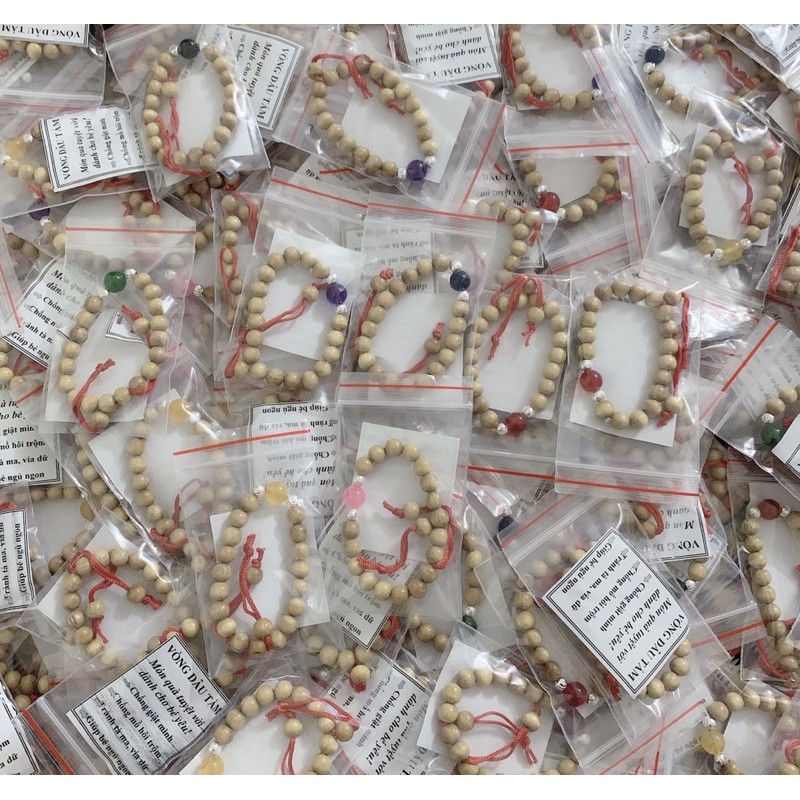 Vòng dâu tằm mix 2 bi bạc và đá phong thuỷ phụ kiện cho bé