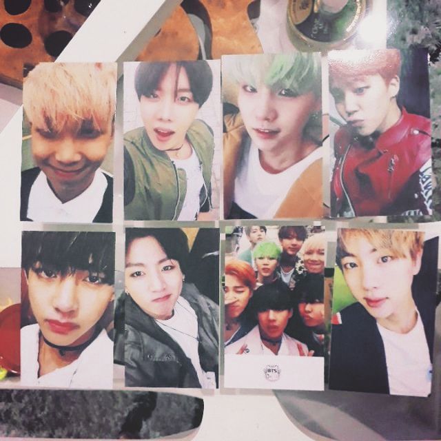 Card BTS HYYH pt2 có chữ ký (8 cards)