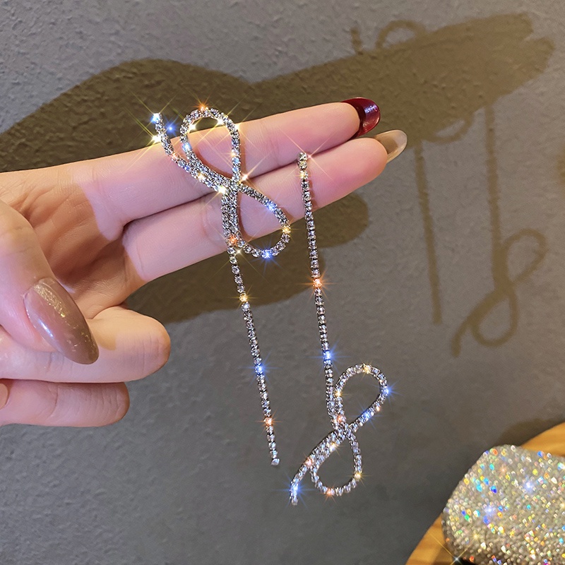 Khuyên tai dài đính đá phong cách sang trọng thời trang cho nữ