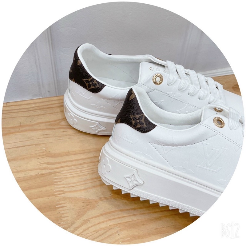 Giày thể thao LV