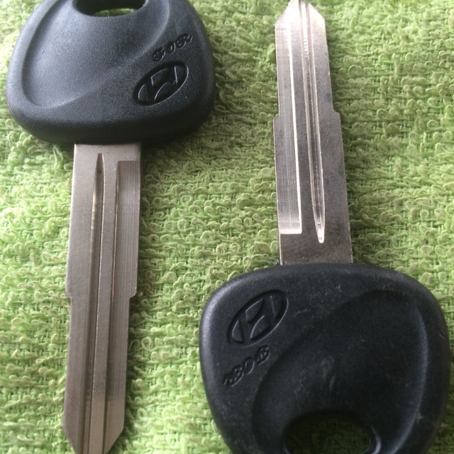 Combo cặp phôi chìa khoá xe HYUNDAI rảnh trái