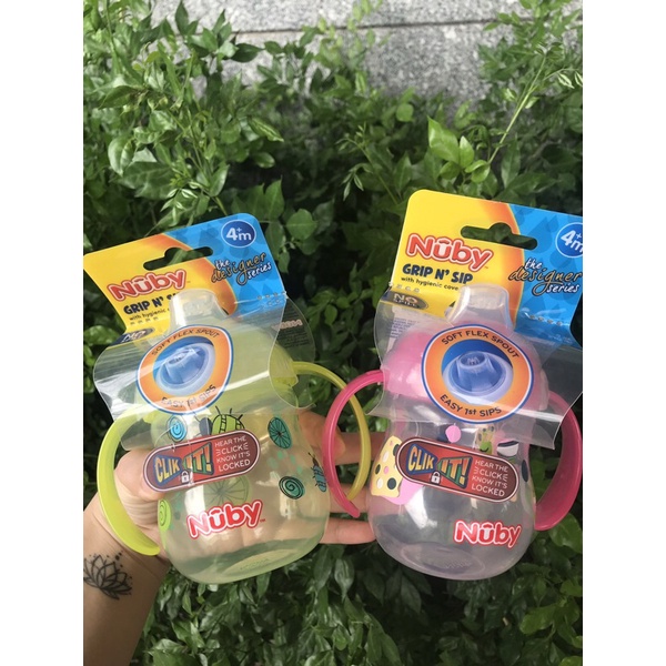 CỐC UỐNG NƯỚC CHỐNG ĐỔ CHO BÉ NUBY