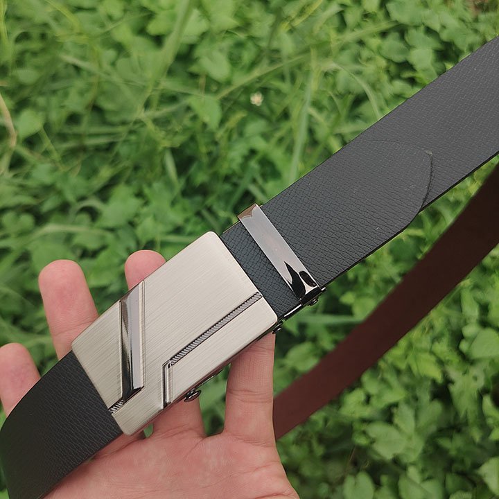 Thắt Lưng Nam Dây Nịt Nam Khóa Con Lăn Sang Trọng Dùng Cho Người Dưới 90kg Có Đủ 2 Màu Đen Và Nâu