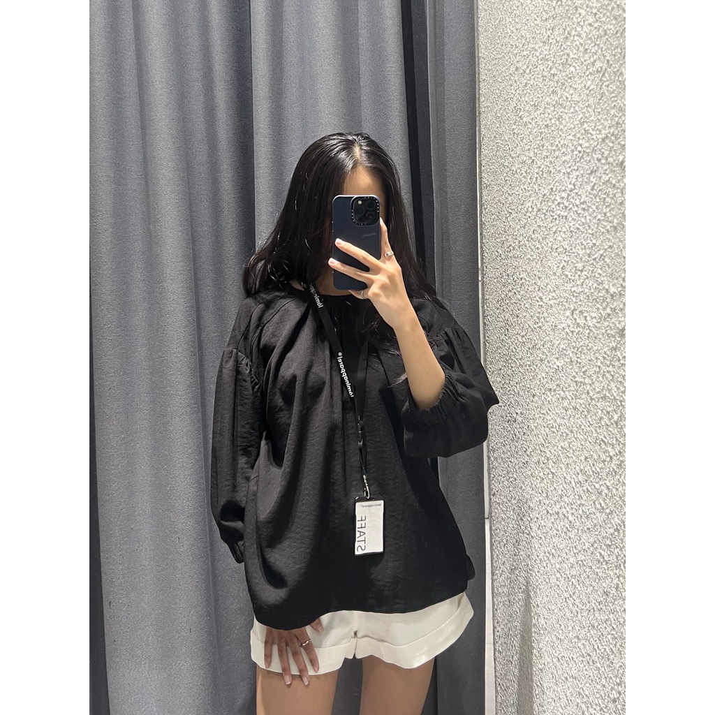 Áo tay lửng , màu đen, kiểu cột dây phía sau lưng, là min - BLACK LINEN BOW SHIRT