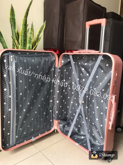 VALI VNXK ĐỒNG MÀU, CHẤT NHÁM CHỐNG XƯỚC