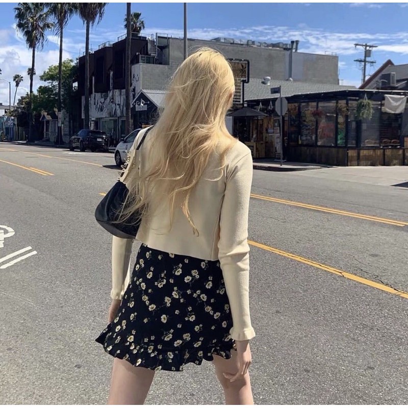 SET ĐẦM HOA ĐEN KHOÁC KEM CROP | BigBuy360 - bigbuy360.vn