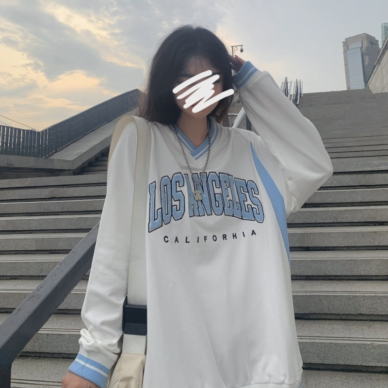 Áo sweater IELGY cổ chữ V in chữ thời trang dành cho nữ