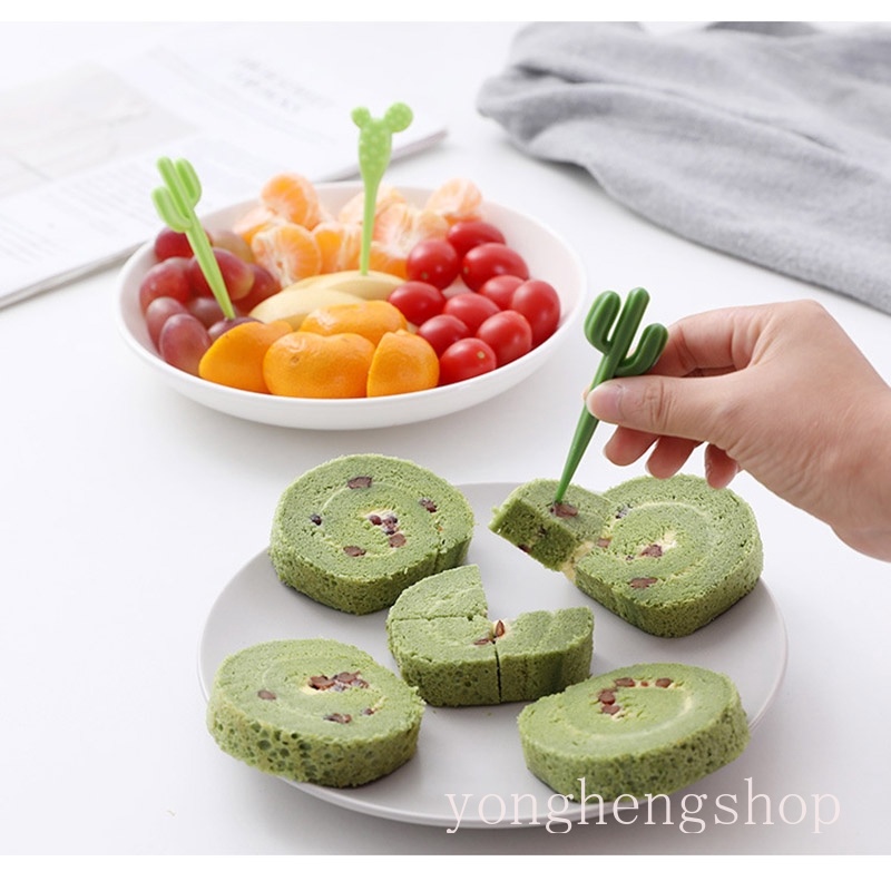 Set 6 nĩa ăn trái cây hình cây xương rồng dễ thương