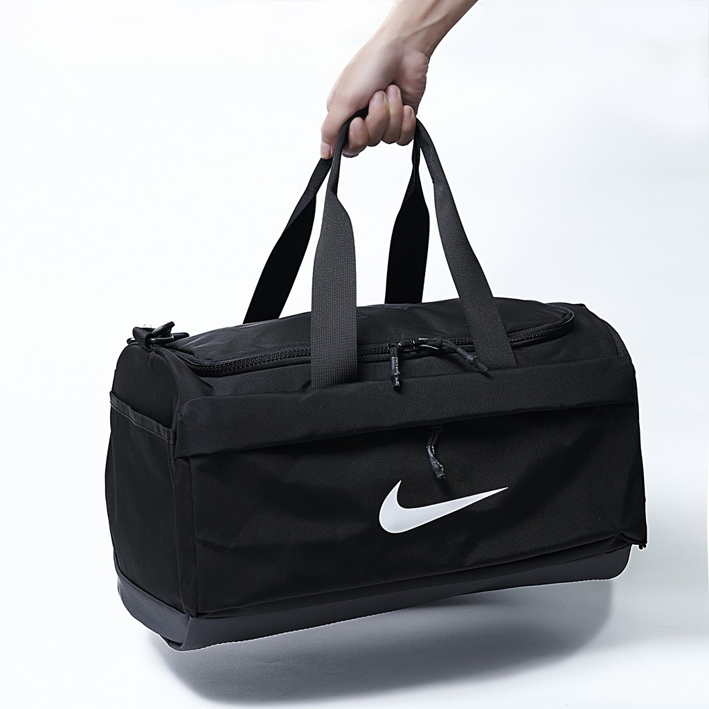 Túi trống N MEDIUM DUFFEL BAG - để được 3-4 bộ- chống nước - khóa kéo mượt - Bảo Hành Khóa Kéo Trọn đời