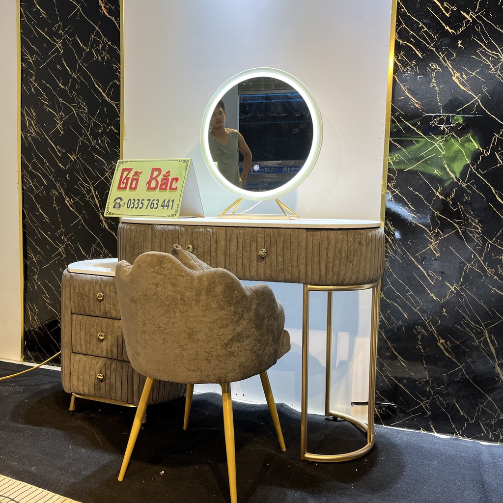 Bàn trang điểm nỉ nhung xếp li mặt đá gương đèn led 3 màu siêu xinh