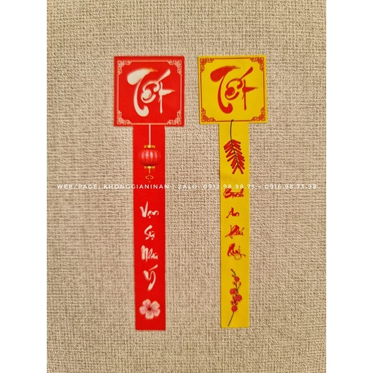90 tem decal có keo sẵn niêm phong hộp chủ đề tết - vàng - đỏ by khonggianinan