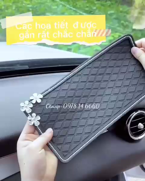 Đế, thảm chống trượt taplo hoa cúc xinh xắn đặt đồ decor, vật dụng cá nhân OTOVIP | BigBuy360 - bigbuy360.vn