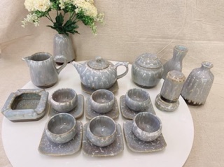 Bộ ấm chén vân đá Bát Tràng