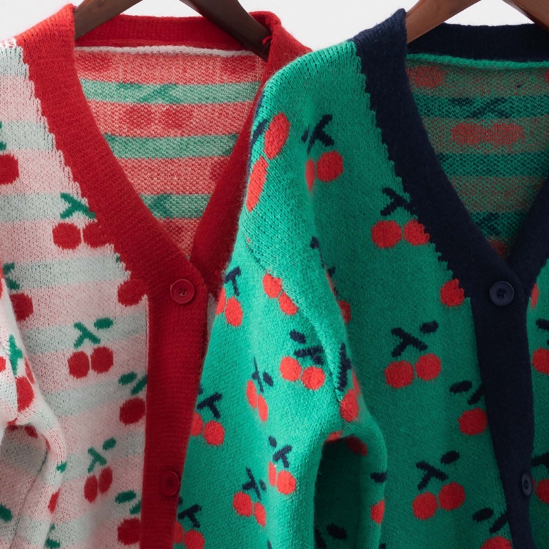 Áo khoác nữ len cardigan cổ tim V Ulzzang Hàn Quốc dài tay chất liệu len dày dặn cao cấp đẹp 504 | BigBuy360 - bigbuy360.vn