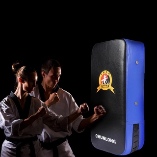Miếng Đấm Đá Tập Võ Taekwondo