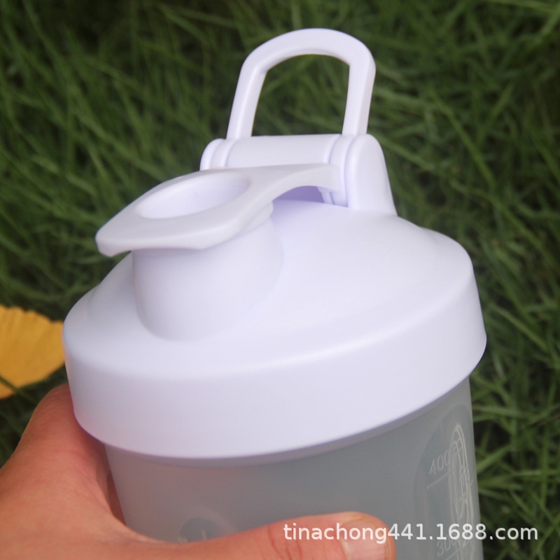 BÌNH TẬP GYM 400-500ML ĐƠN SẮC ĐỦ MÀU CÓ LÒ XO ĐỂ LẮC WHEY TIỆN LỢI