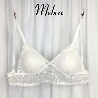 Áo bra ren không gọng đệm mỏng màu trắng kem mix với áo vest đen, chân ren tới rốn Mebra CR012