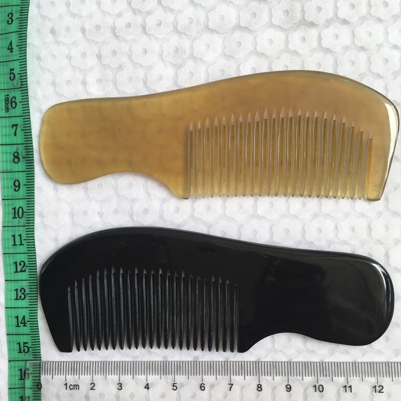 Combo 02 Lược chải tóc sừng bò châu Phi (nam to bản màu sáng và đen L20)