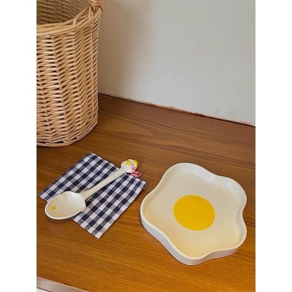 Bộ đĩa và muỗng thìa gốm sứ trứng vịt ốp la cute set decor siêu xinh cho phòng của bạn