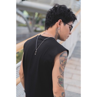 Grimm DC essential tank top // Black