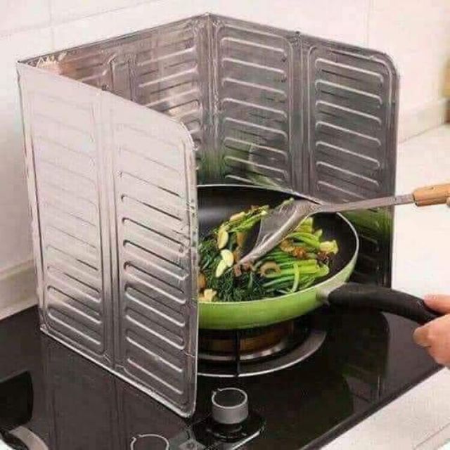 Tấm chen dầu mỡ bếp ga