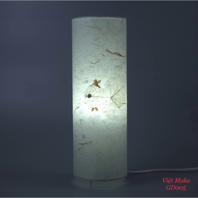 Đèn bàn cao cấp chính hãng hiệu ứng cá vàng khi sáng đèn sang trọng thiết kế Việt Make tặng kèm bóng led Rạng Đông