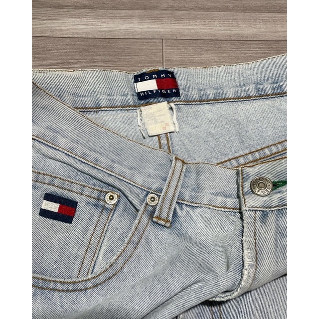 Quần Short Jeans Nam hiệu Tommy hilfiger vintage màu jeans bạc size 32(62x40)
