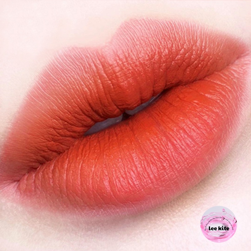 Son MAC Powder Kiss Màu 303 Style Shocked – Đỏ Cam