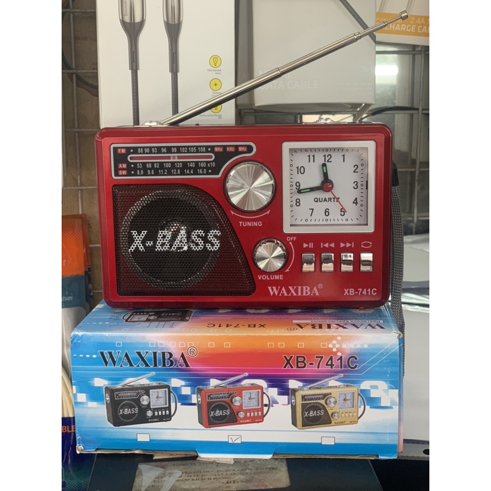 Đài FM WAXIBA XB-741C Phiên Bản Mới Nhất. Dò Sóng Radio Cực Tốt, Tích Hợp Đồng Hồ Và Đèn Pin. Bảo Hành Lên Đến 12 Tháng