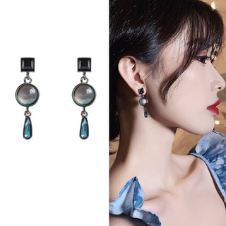 Khuyên tai đính đá thủy tinh xanh dương phong cách vinatage