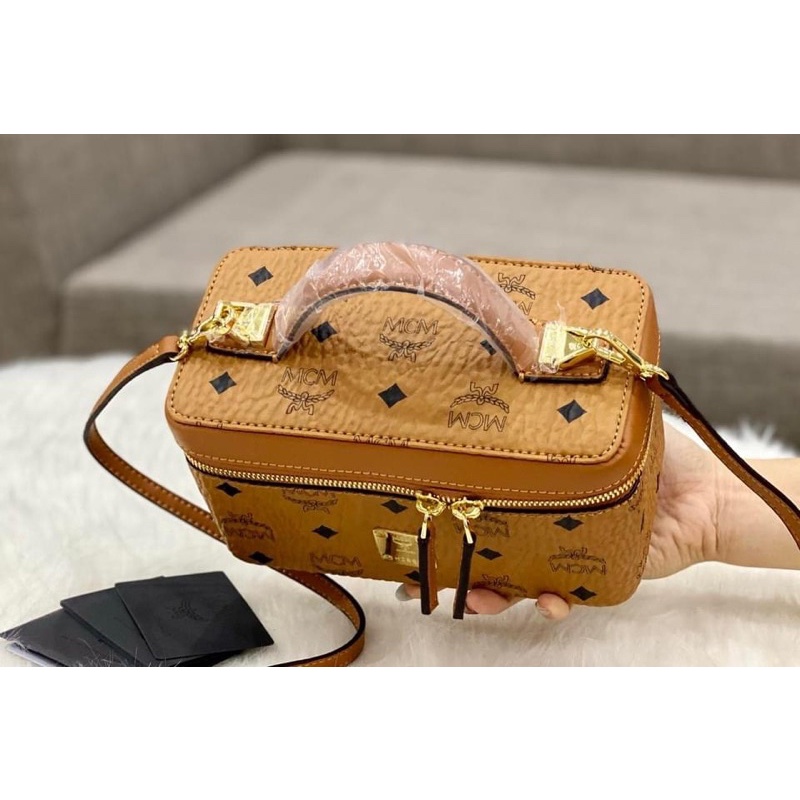 TNS-Túi xách dáng cốp hộp hottrend M•see•M lunchbox bag-chất da cao cấp siêu bền màu nâu chữ đặc trưng