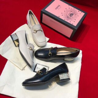 Giày gucci gót đính đá cao 3p. Full box. Sale 320k