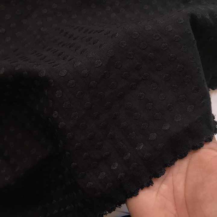 Đũi Pha Thêu Đen Khổ 1m38 - Không Giãn, Mềm - May Đầm Babydoll, Váy, Áo Kiểu, Đồ Thiết Kế