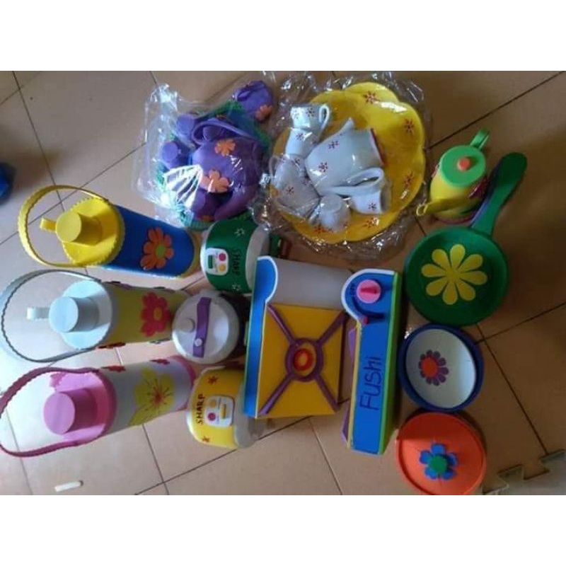 Đồ dùng đồ chơi gia đình
