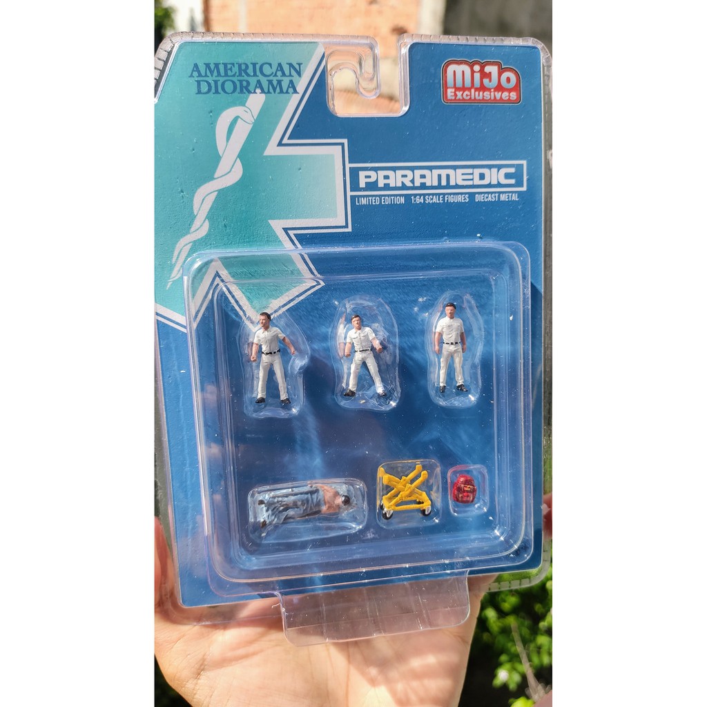 Mô hình tĩnh nhân vật đội y tế American Diorama Paramedic Figures nhân vật tỷ lệ 1:64