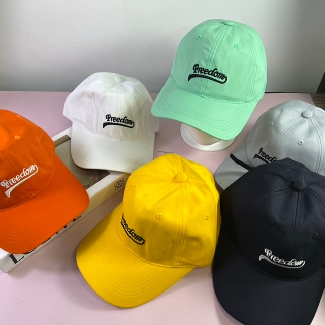 Nón kết thêu chữ đơn giản giao mẫu màu ngẫu nhiên Nón mũ from hàn quốc