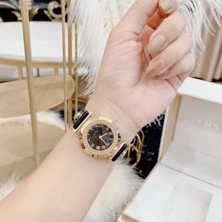 Đồng hồ versace nữ đính cúc mặt tròn dây da đính đá size 26mm . Bảo hành 12 tháng  tuyển sỉ toàn quốc 