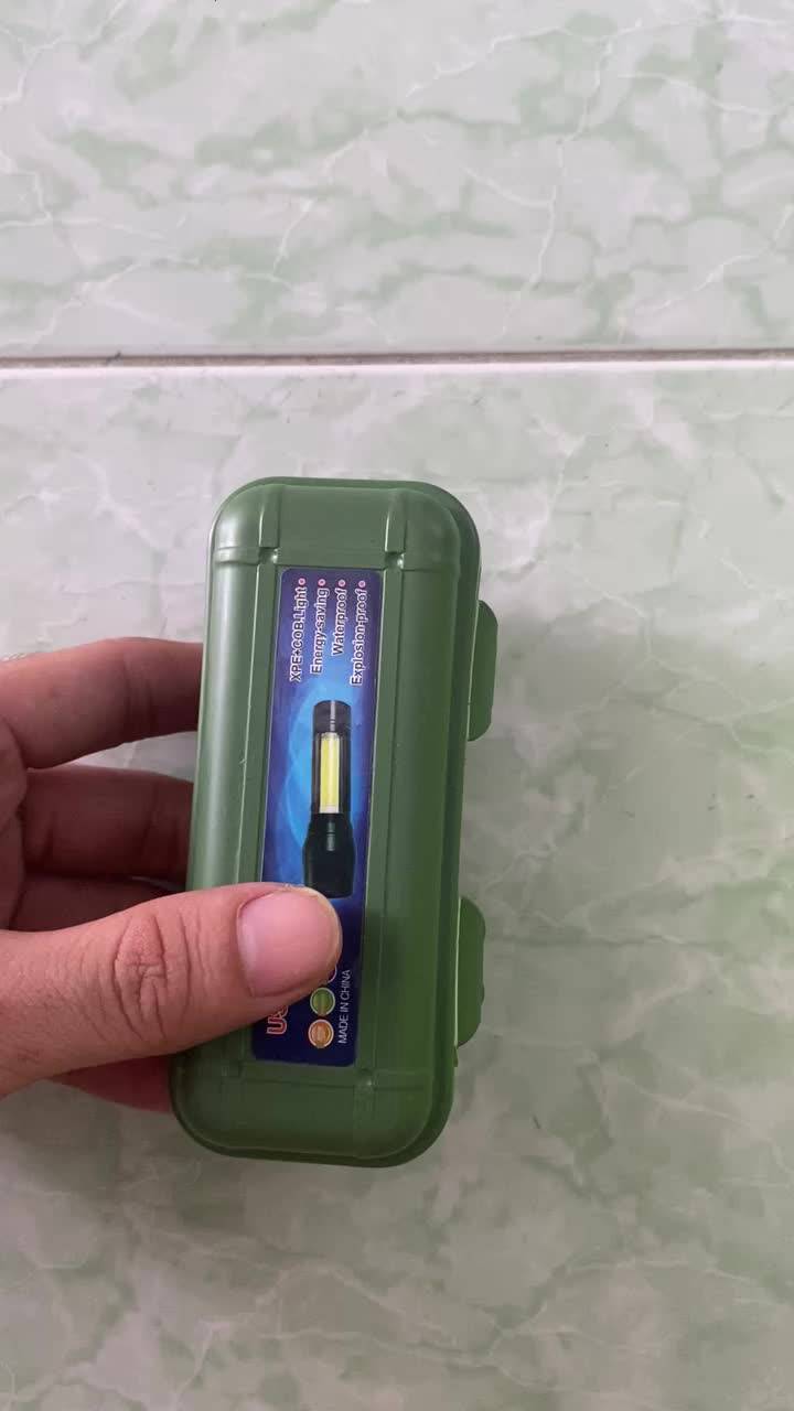 Đèn Pin cầm tay  MINI Siêu Sáng Cao Cấp Có Zoom [Miễn Phí Vận Chuyển khi đơn đạt giá trị tối thiểu 200K] | BigBuy360 - bigbuy360.vn