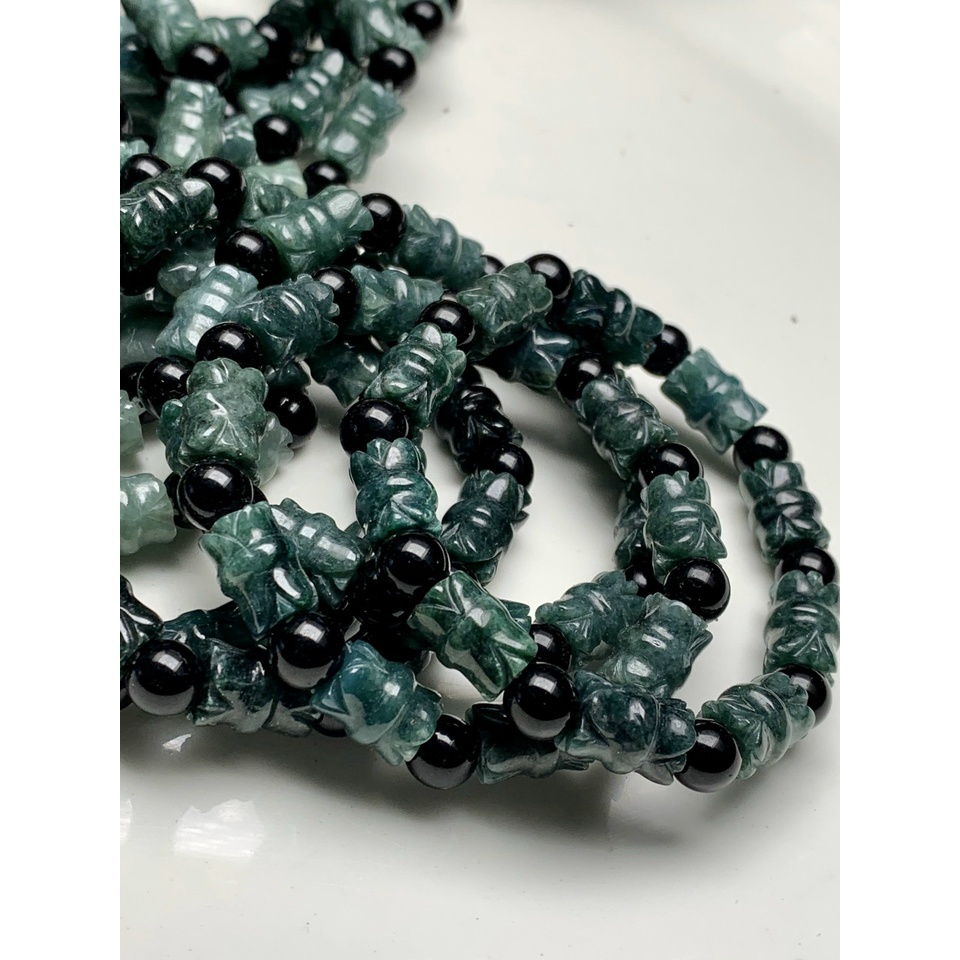 Vòng tay ống trúc chạm hoa sen đá cẩm thach lam