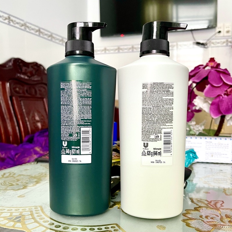Combo Dầu gội đầu 640g + Dầu Xả 620g Tresemmé Salon Detox gừng và trà xanh Detox tóc chắc khỏe