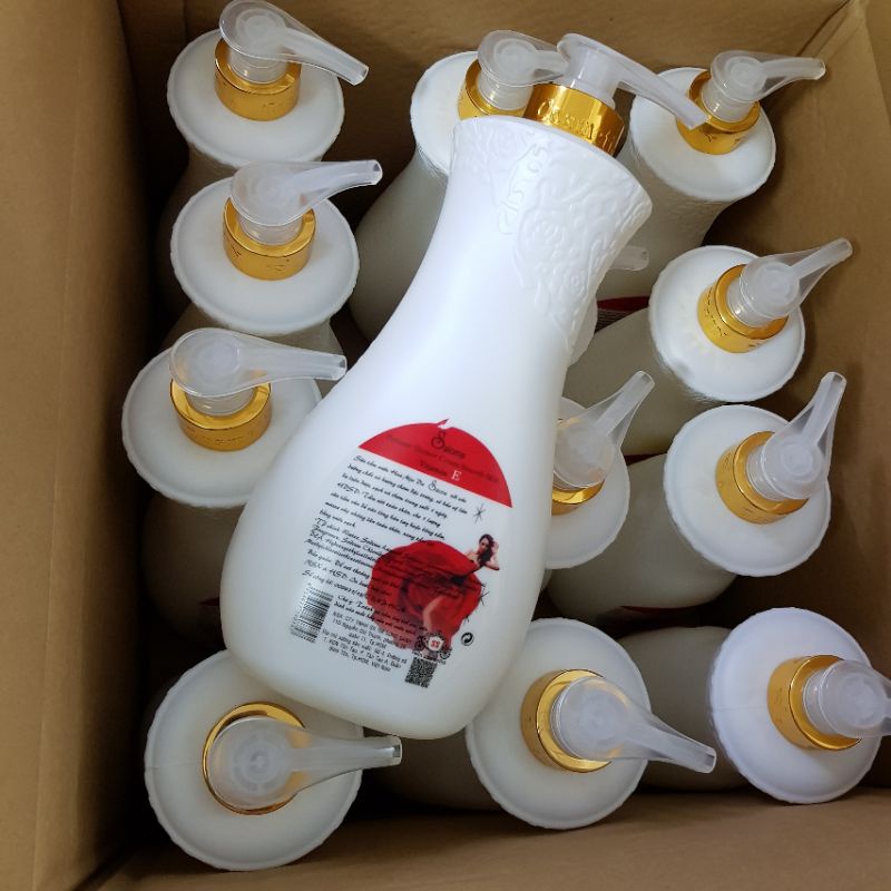 SỮa tắm dưỡng ẩm lưu hương salome chính hãng 900ml