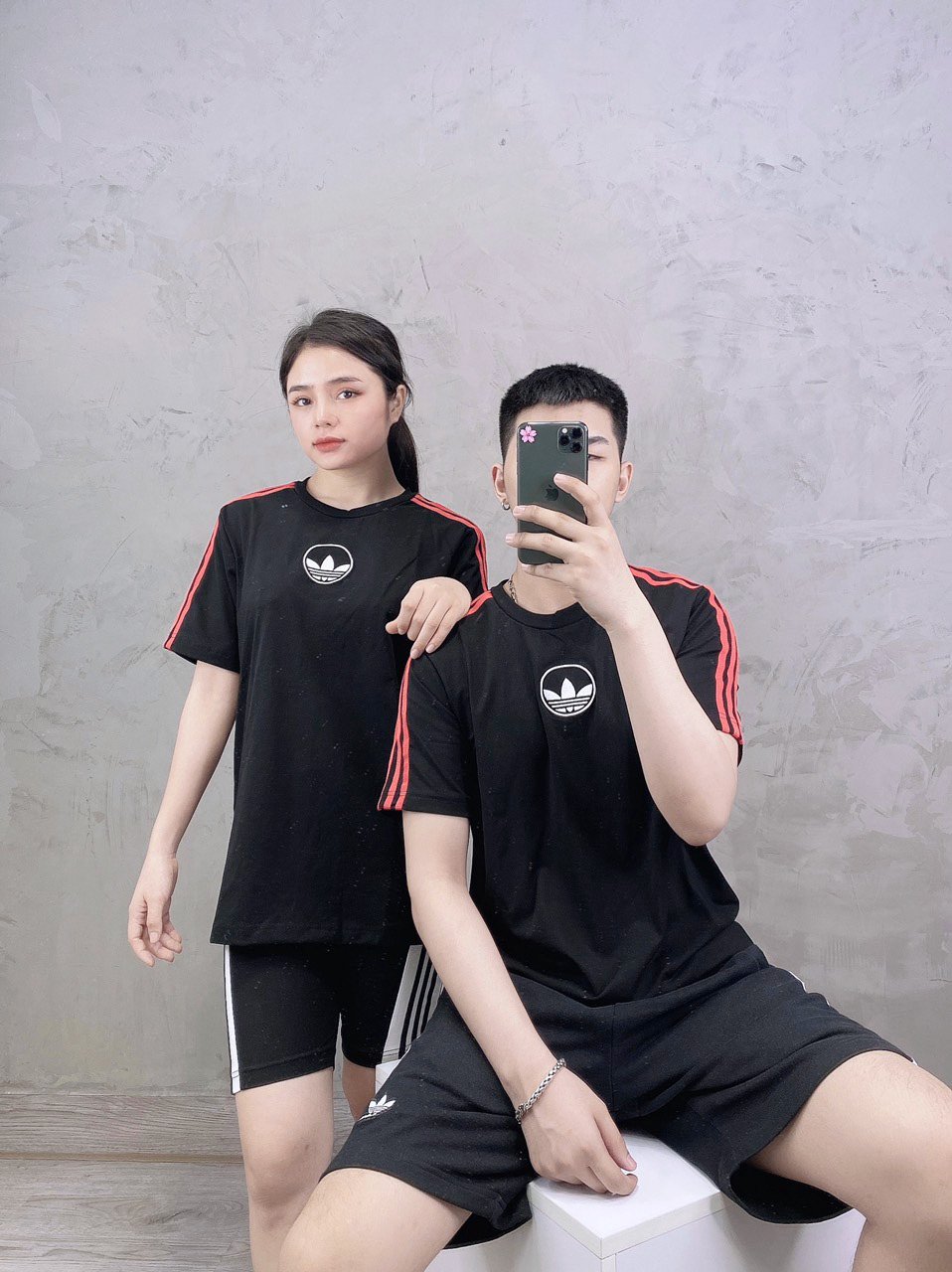 (HÀNG XUẤT XỊN) Áo das đen 3 sọc đỏ 1711 3-Stripes Circle Trefoil Tee  Made in Cambodia full tag code | BigBuy360 - bigbuy360.vn