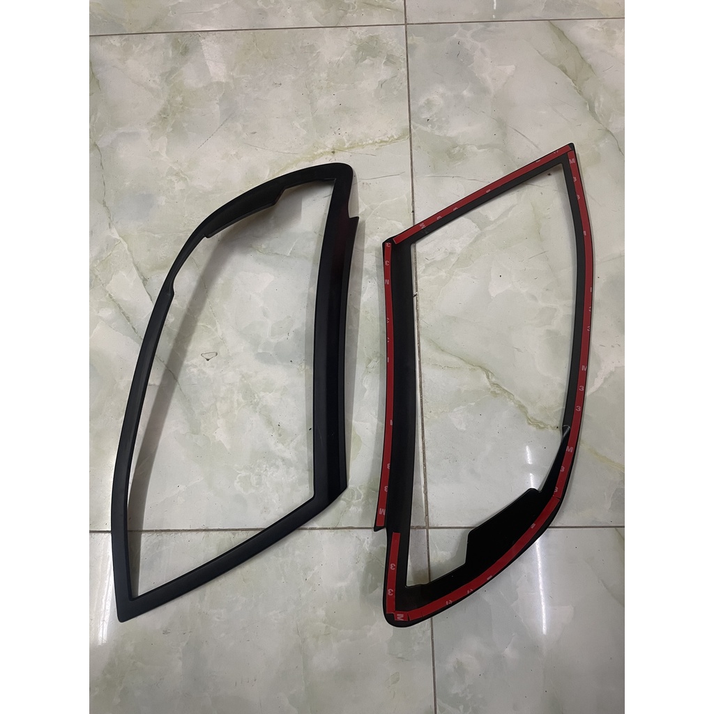 Bộ ốp viền đèn pha đen và mạ crom xe Ford Ranger form 2013-2015 form cũ