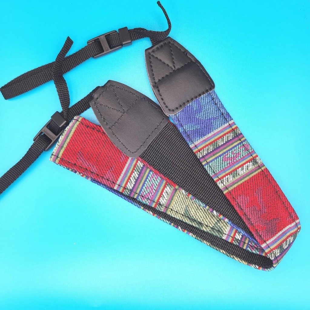 Dây đeo máy ảnh vintage họa tiết thổ cẩm nhiều màu sắc cho khách chọn