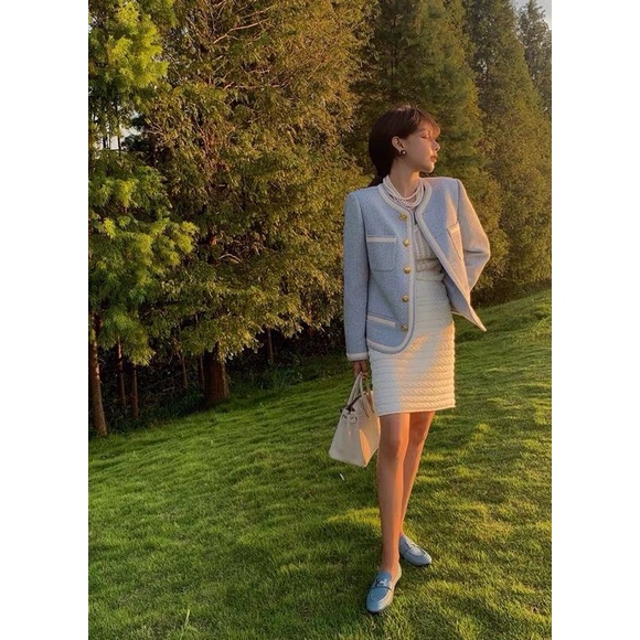 Áo khoác dạ Tweed xanh  viền trắng loại 1