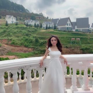 ĐẦM TRẮNG ĐI TIỆC SANG TRỌNG